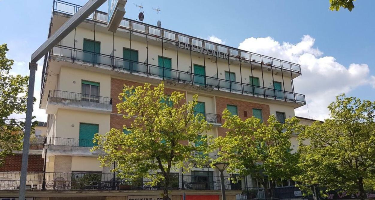 Hotel La Lucciola Chianciano Terme Exterior foto